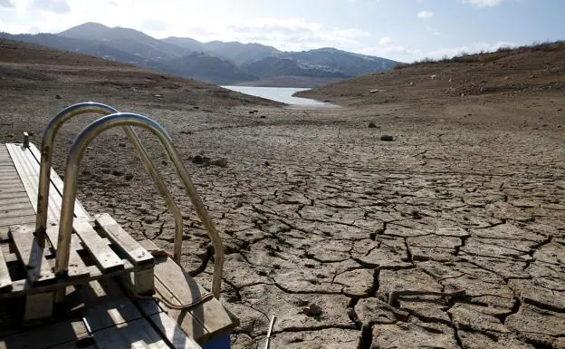 Embalse de la Viñuela en la Axarquía.