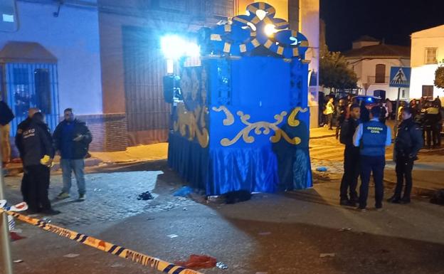 Un hombre muerto y un niño de dos años resultan gravemente heridos en un accidente en la Cabalgata de Reyes Magos de Marchena