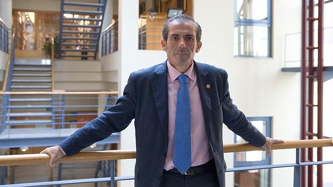 Francisco Javier Lara: «Me presentaré para presidir el Consejo General ...