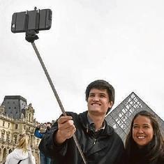 ¿Puedo subir con un palo-selfie a un avión o tengo que facturarlo? | Diario  Sur