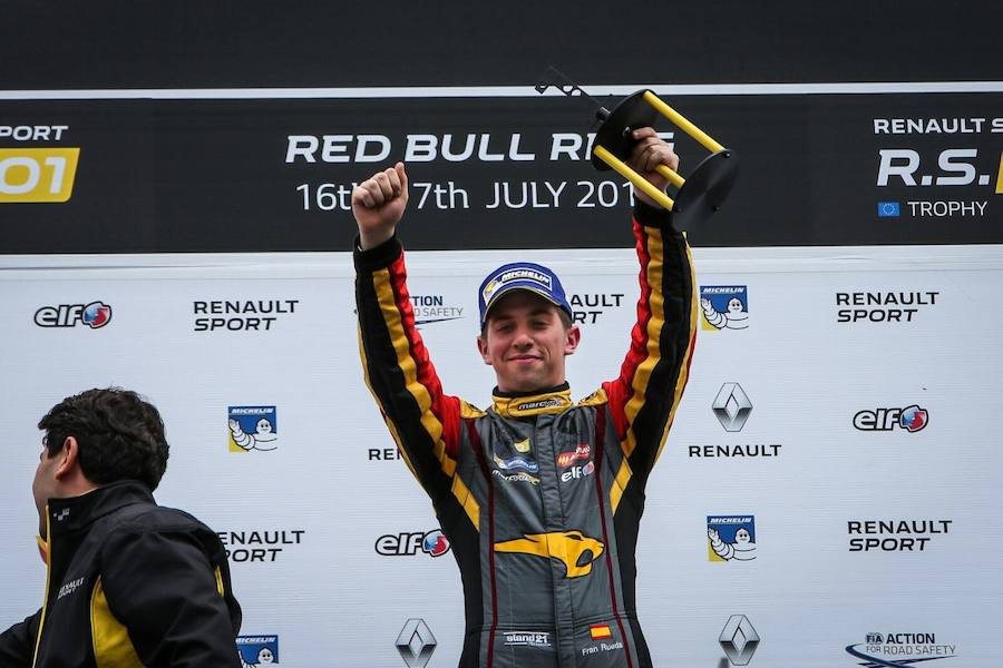 El malagueño Fran Rueda gana la segunda carrera del Trofeo RS 1 en ...